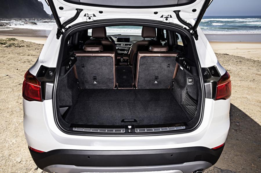 Багажник BMW X1 xDrive20d xLine (F48) 2015 года  (WW) (фото 21 из 59)